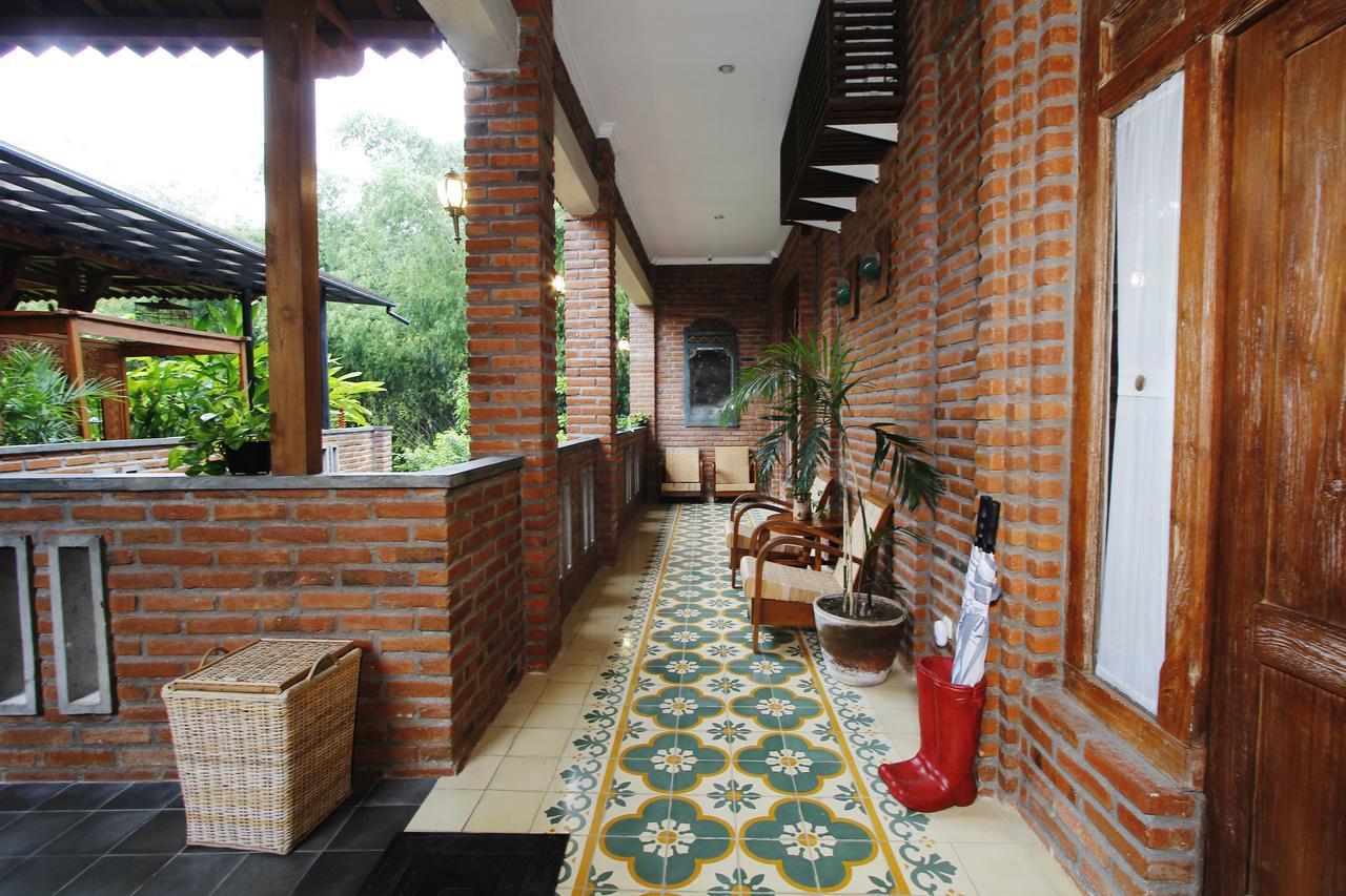 Joglo Mandapa Boutique Hotel Jarakan Esterno foto